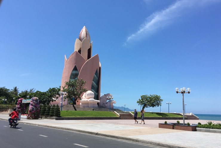 อควาวูด สถานที่ท่องเที่ยว